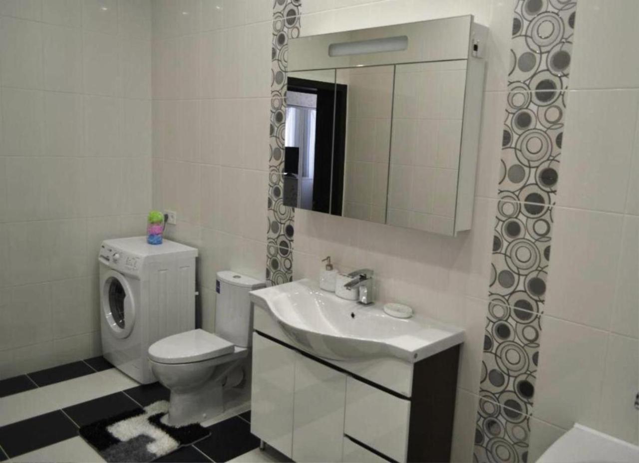 Royal King And Queen For Luxury Life Apartman *
